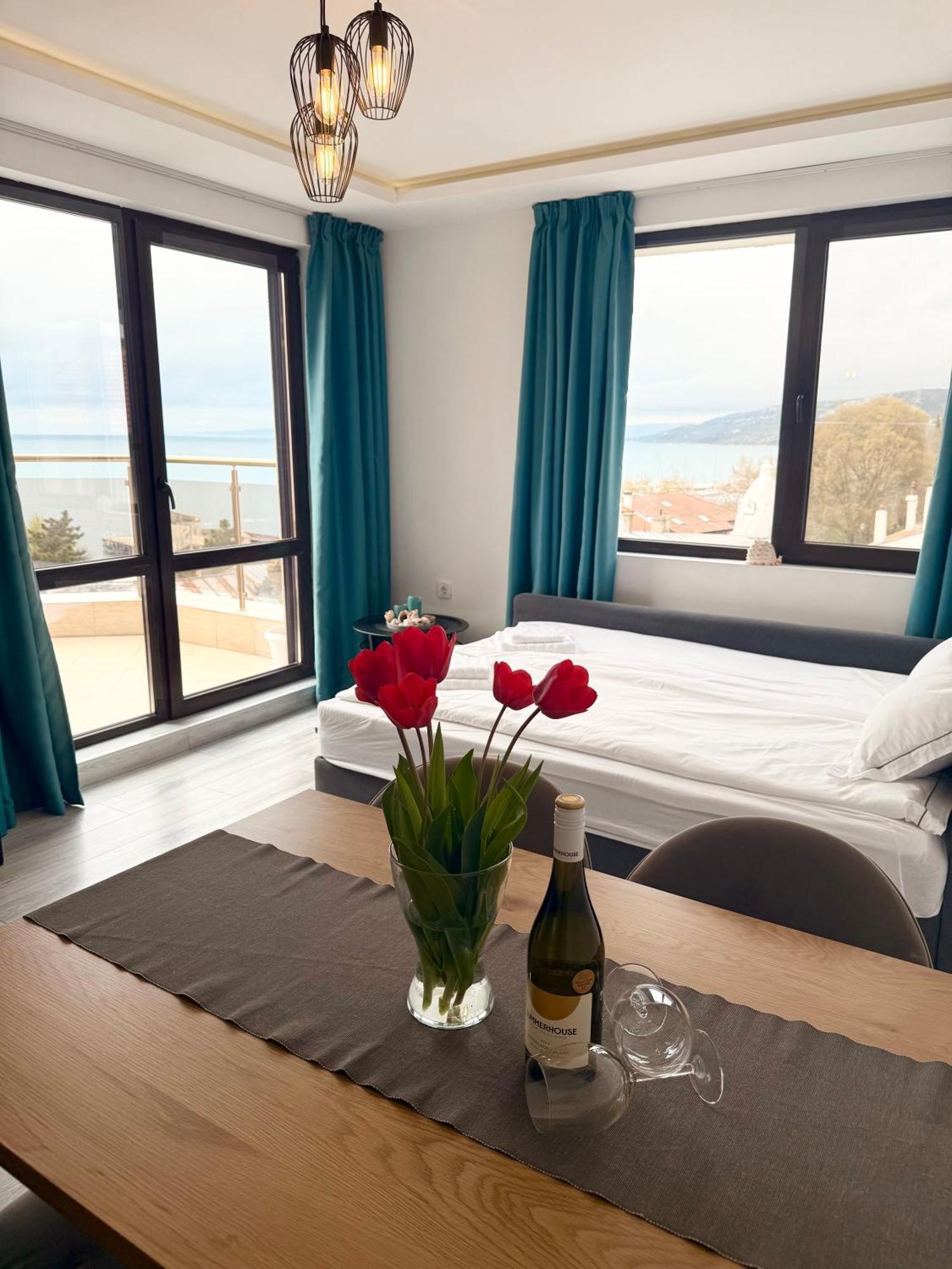 Ora Seaview Daire Balçık